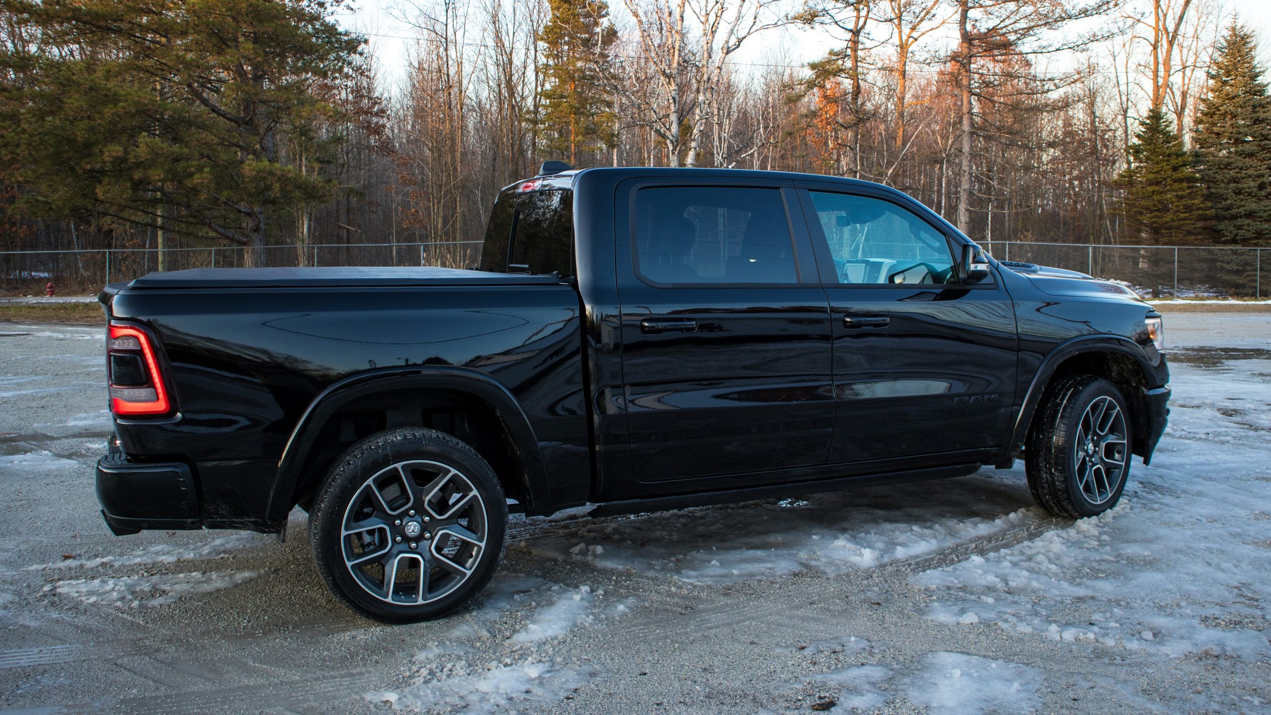 Ram laramie deals black 2019