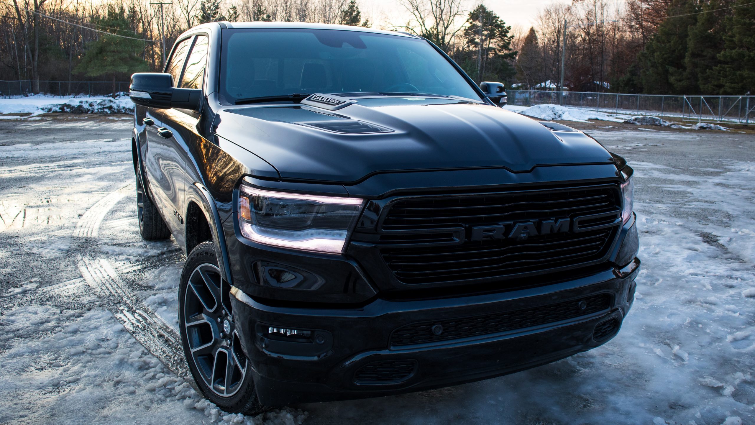 Ram laramie sales black 2019