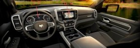 2019-RAm-1500-dashboad-uconnect_o.jpg